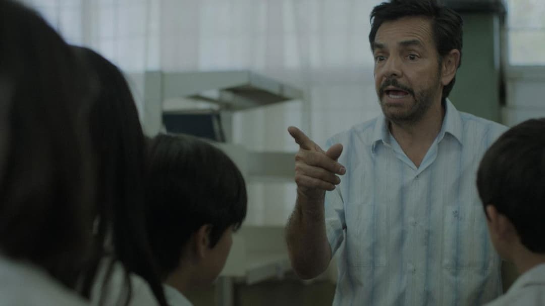 Radical - Eine Klasse für sich backdrop 7