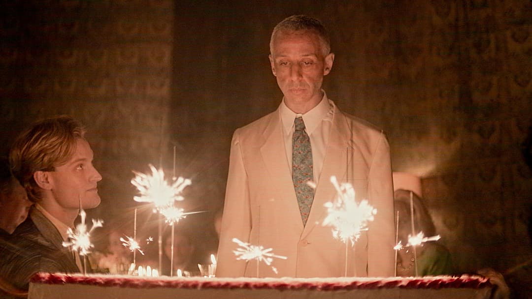 Учень. Історія Трампа backdrop 9