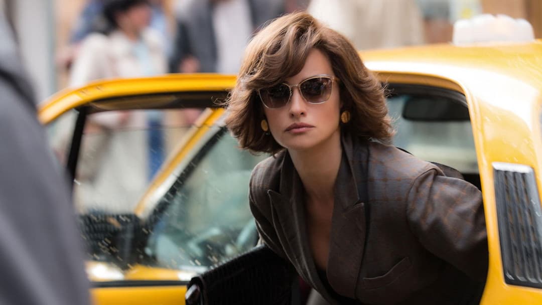 Loving Pablo backdrop 4