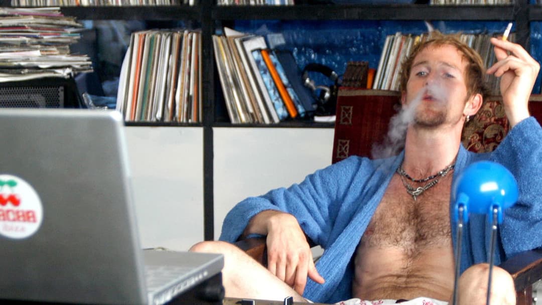 Усе через Піта Тонга backdrop 4