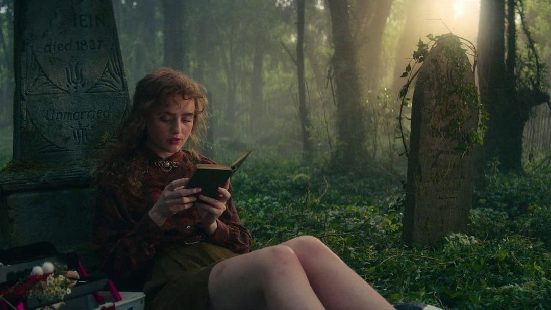 Ліза Франкенштейн backdrop 8