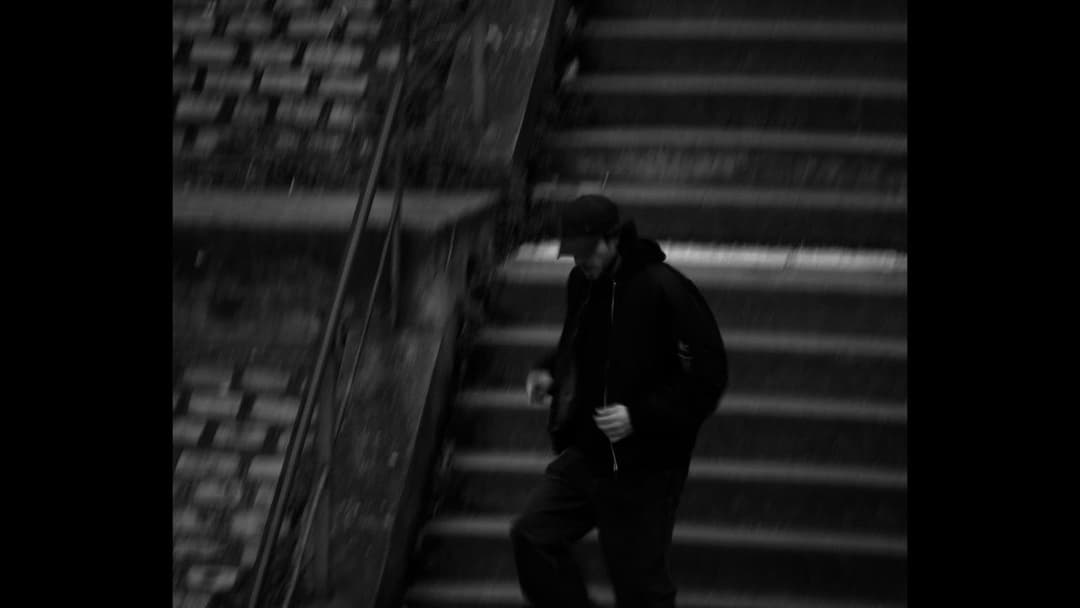 Le chemin et la fuite backdrop 3