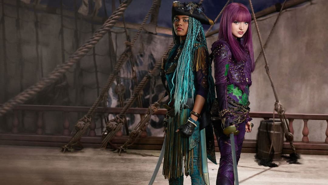 Descendants 2 backdrop 11