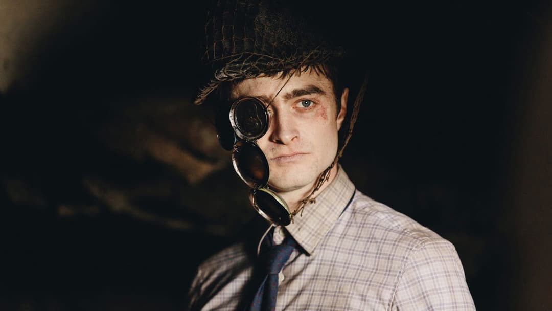 Людина — швейцарський ніж backdrop 17