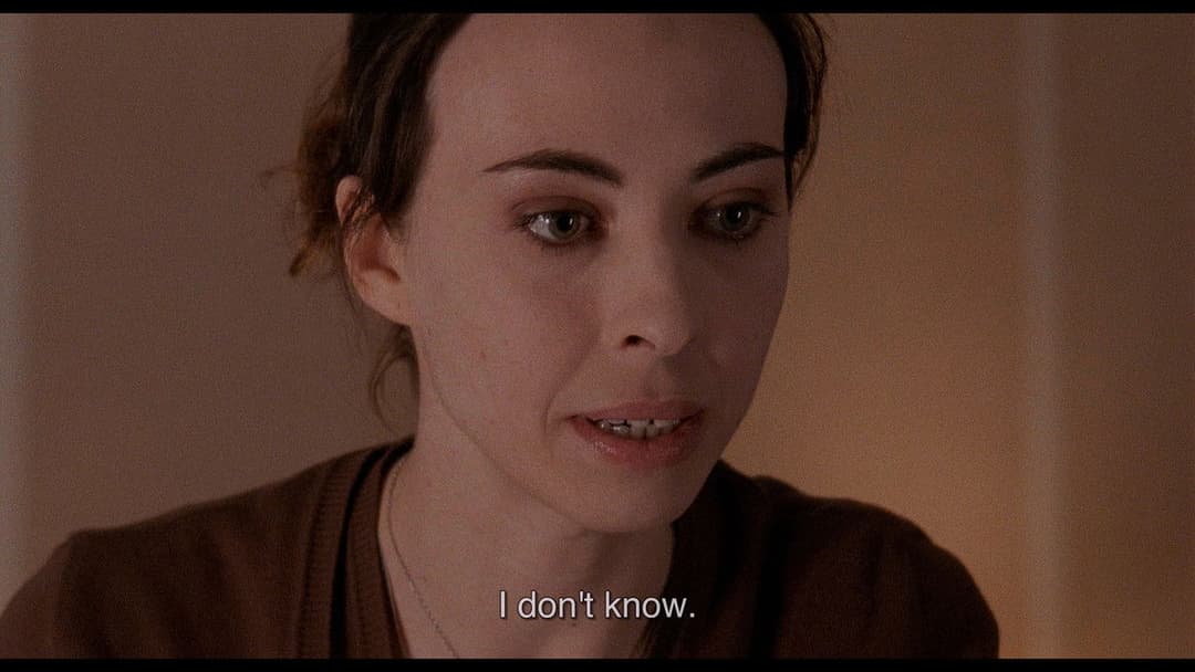 В моїй шкірі backdrop 11