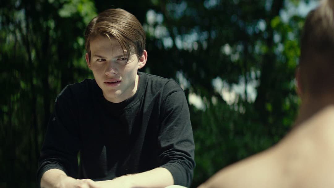 Giant Little Ones backdrop 5