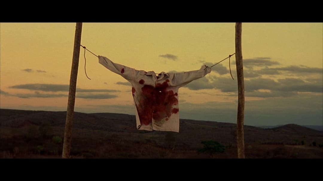 Abril Despedaçado backdrop 5