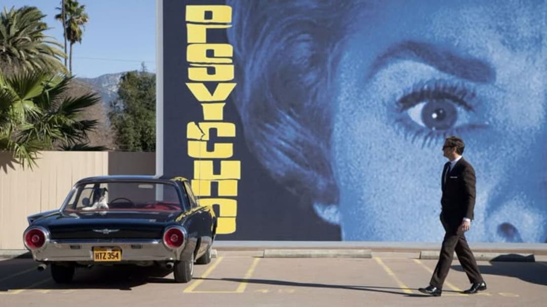 Самотній чоловік backdrop 12