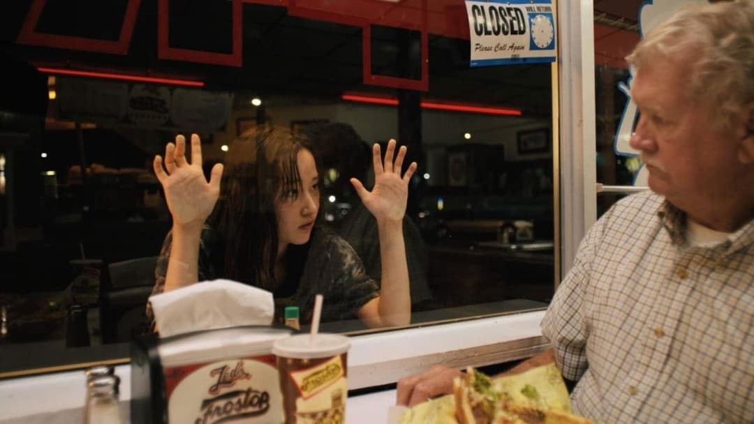 Mona Lisa and the Blood Moon backdrop 18