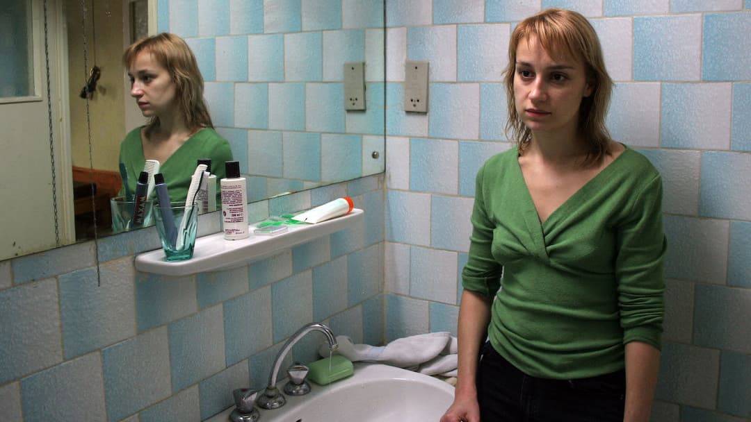 4 місяці, 3 тижні і 2 дні backdrop 8