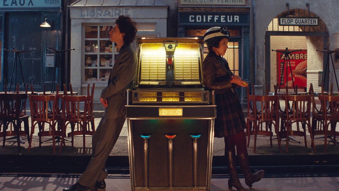 «Французький вісник» від «Ліберті, Канзас Івнінґ Сан» backdrop 8