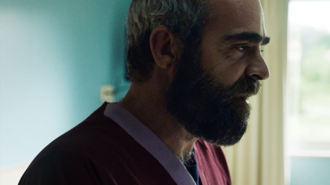 Auge um Auge backdrop 5