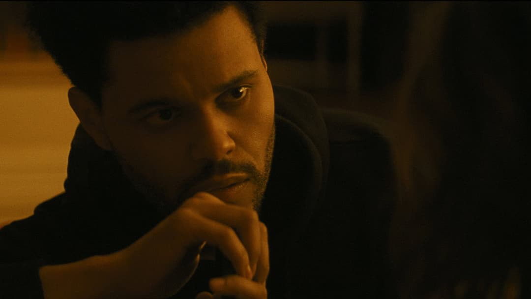 Hurry Up Tomorrow backdrop 11