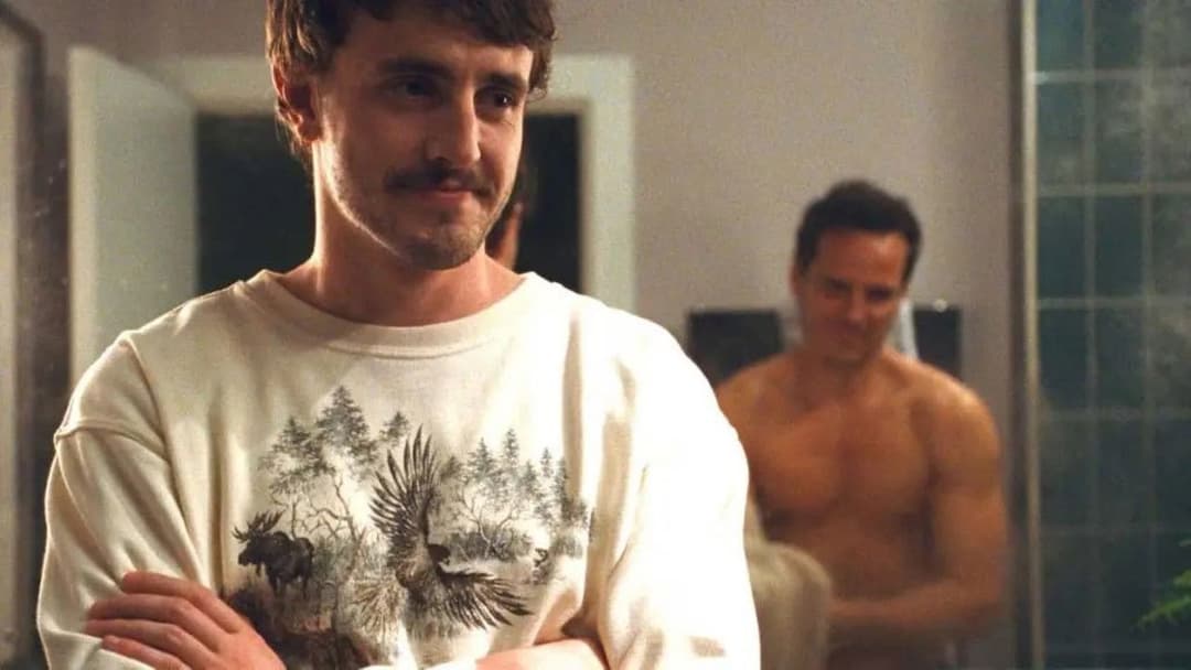 Ми всі - незнайомці backdrop 4