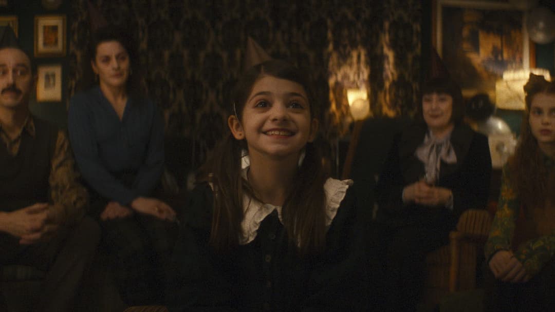 Feinfühlige Vampirin sucht lebensmüdes Opfer backdrop 3