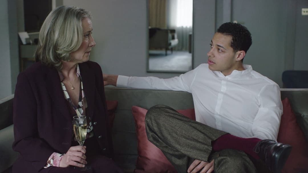 Meine Stunden mit Leo backdrop 8