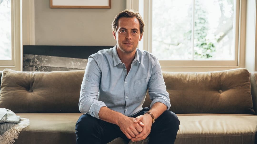 The Ones Below backdrop 10