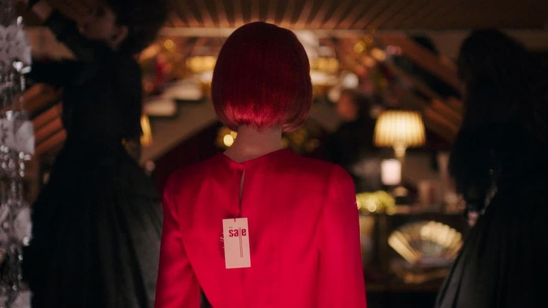 Маленька червона сукня backdrop 11