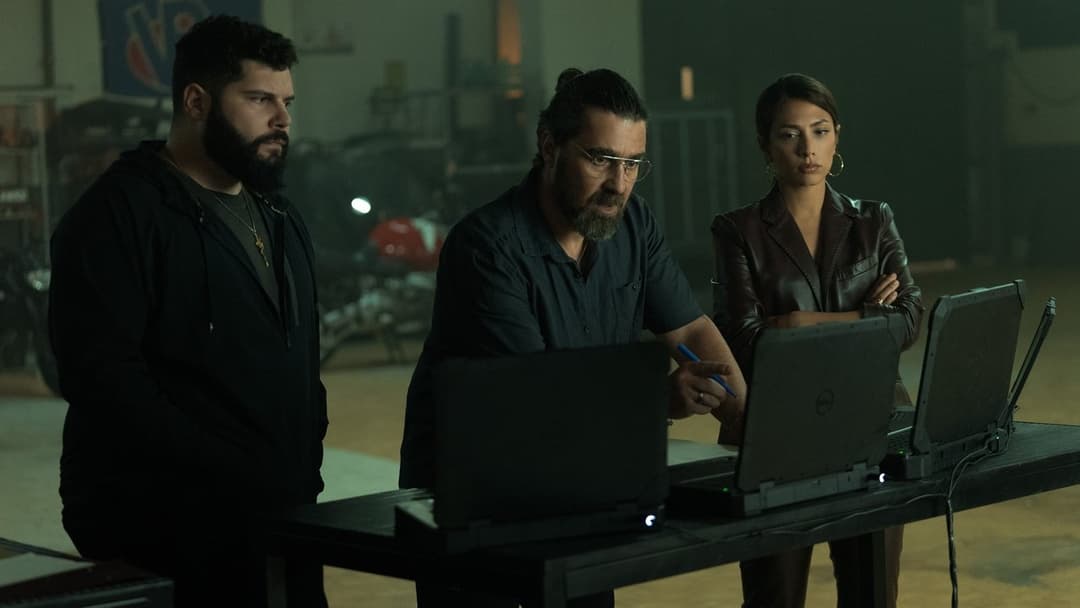 Злодії 2: Пантера backdrop 13