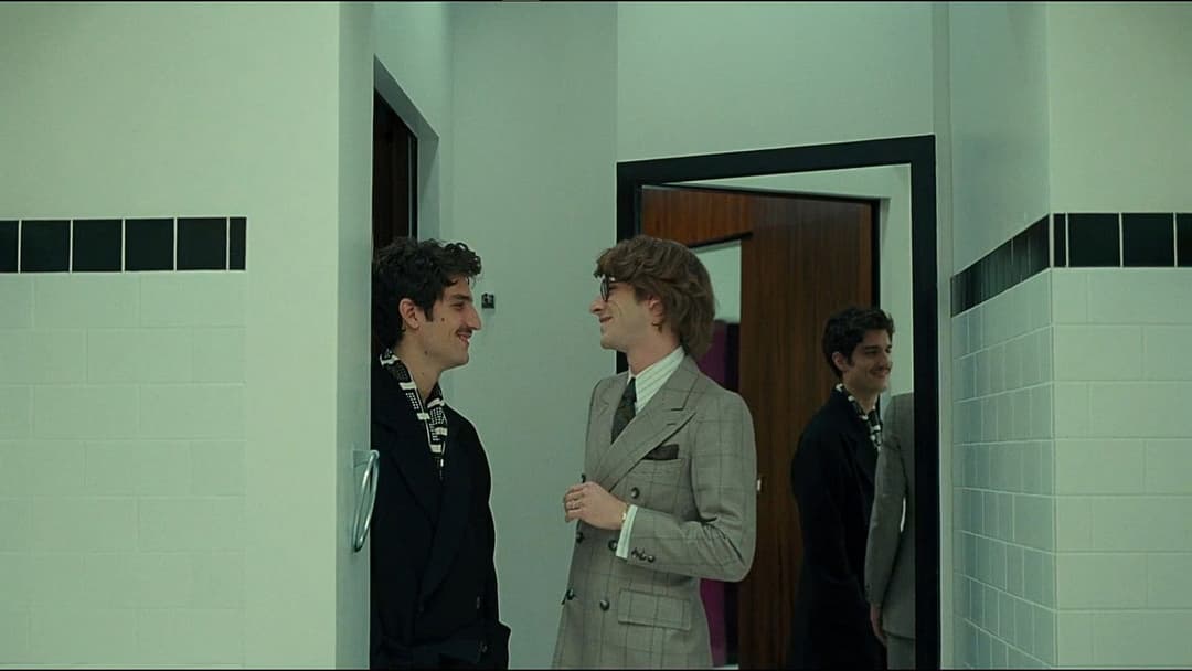 Святий Лоран. Страсті великого кутюр’є backdrop 20