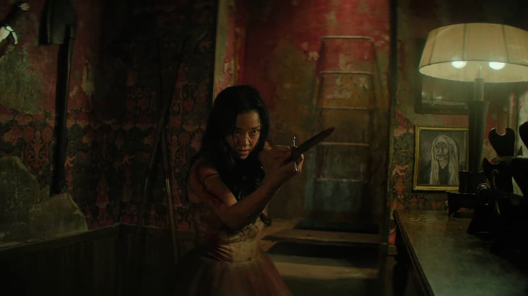 Pretty Lethal backdrop 7