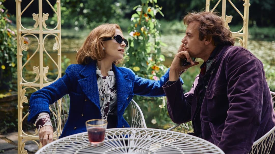 The Richest Woman in the World backdrop 8