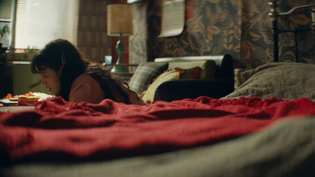 Now I Met Her backdrop 1