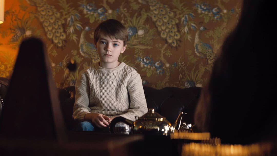 Омен: Переродження backdrop 11