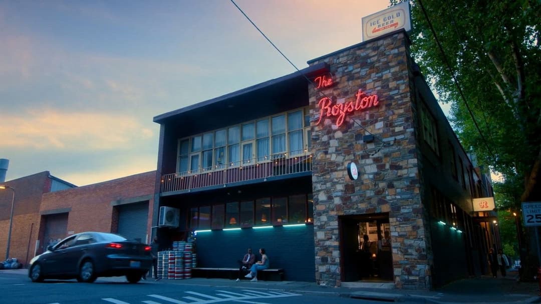 Ricky Stanicky backdrop 12