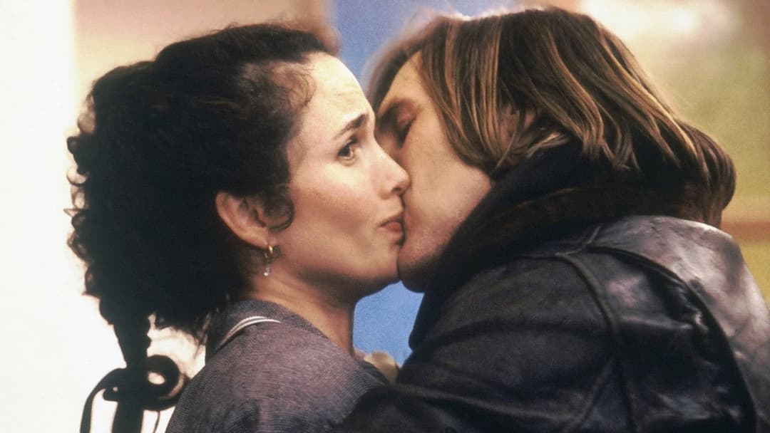 Green Card - Scheinehe mit Hindernissen backdrop 11