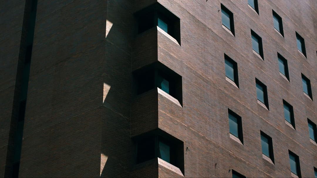 Drei Gleiche Fremde backdrop 4