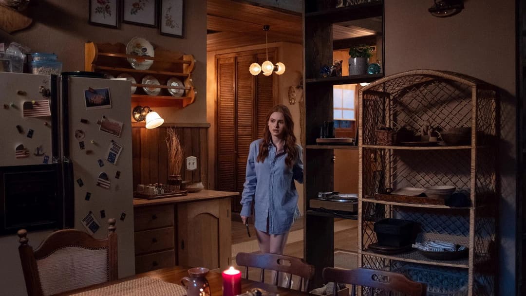 The Strangers backdrop 5