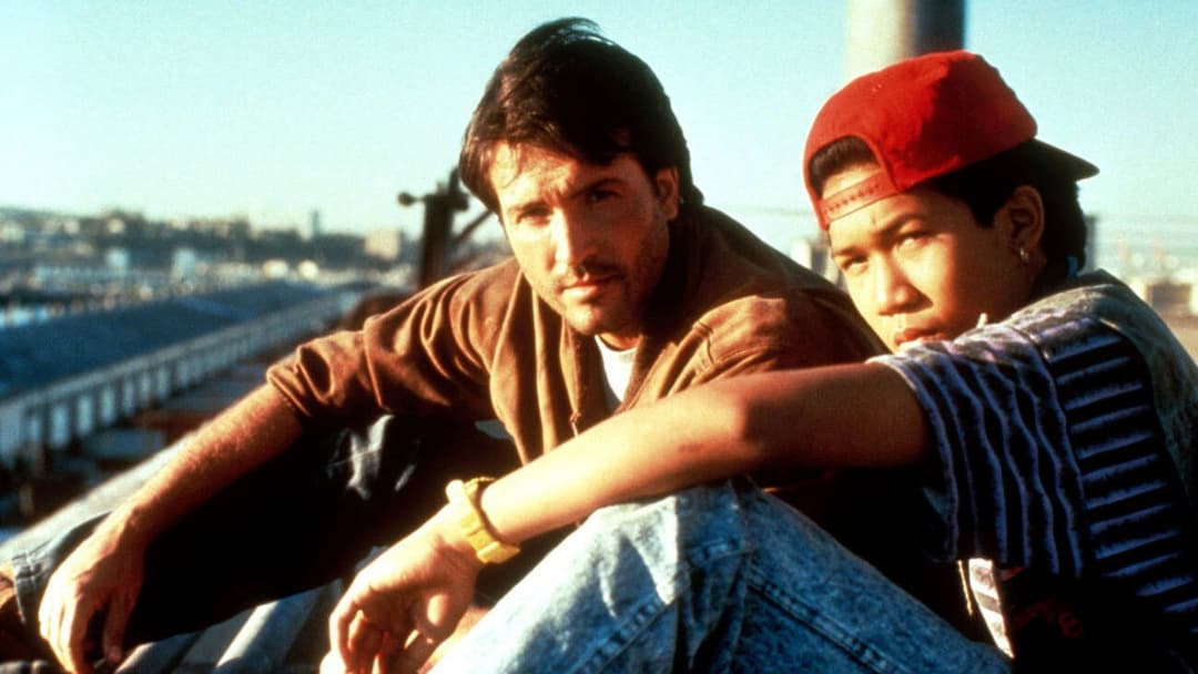 Досконала зброя backdrop 6