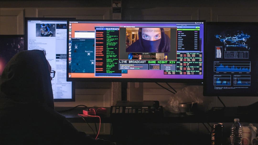 Unknown User: Dark Web backdrop 11