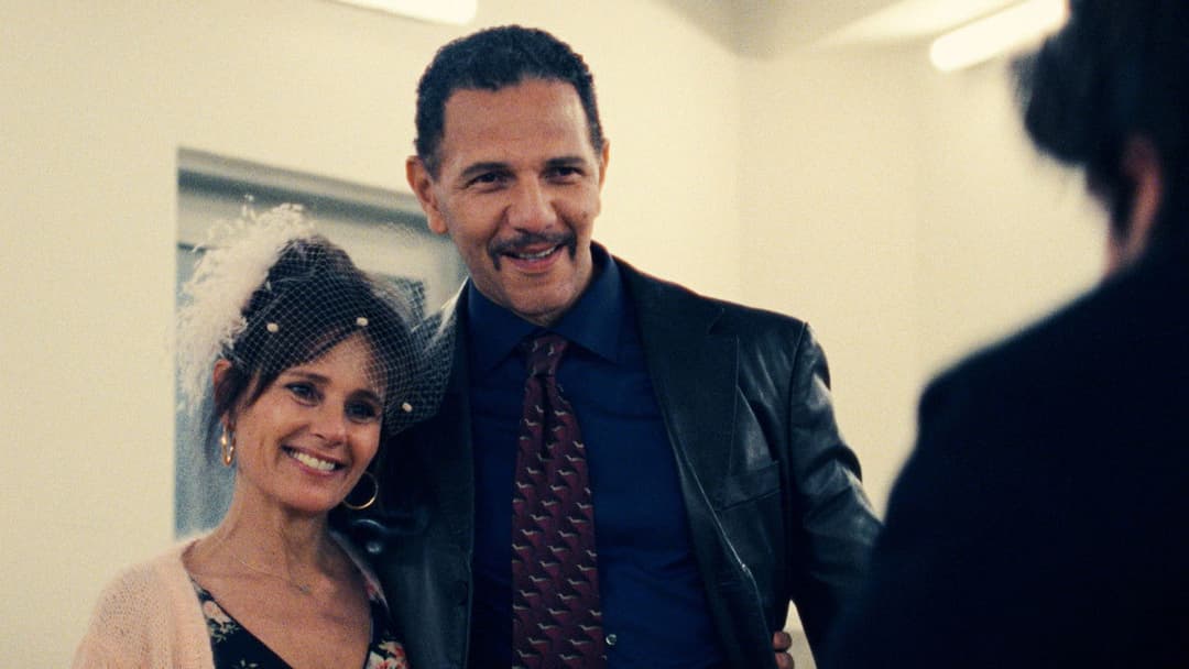 L'Innocent backdrop 15