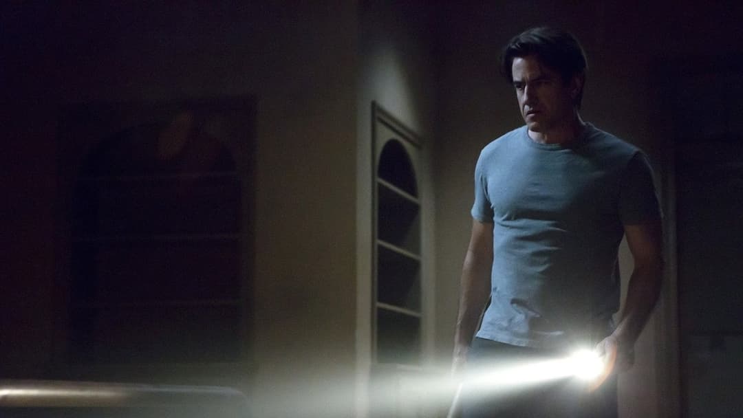 Астрал: Частина 3 backdrop 12