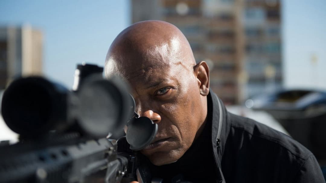 Тілоохоронець кілера backdrop 16