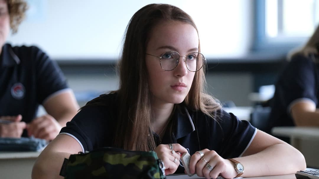 The Guide to the Perfect Family backdrop 13