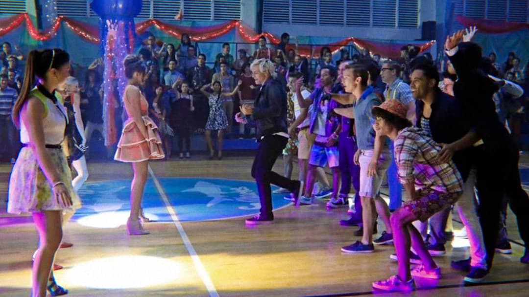 Teen Beach 2 backdrop 8