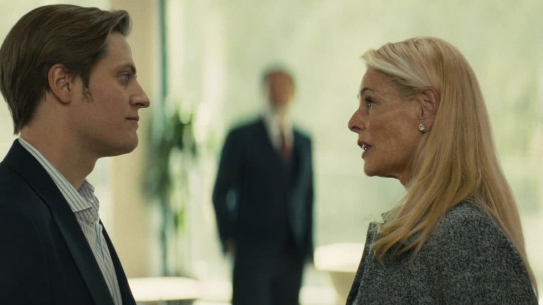 Cada día nace un listo backdrop 2