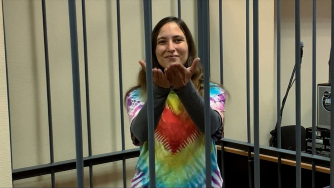 Politzek, les voix qui défient le Kremlin backdrop 2