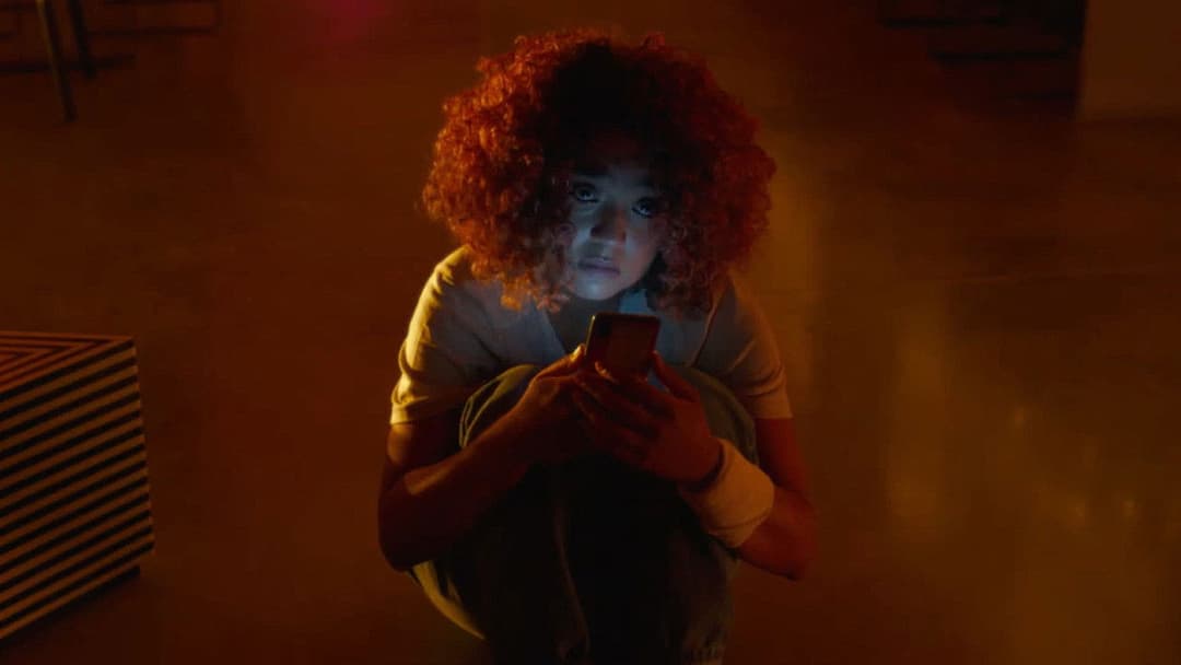 Слабачка backdrop 4