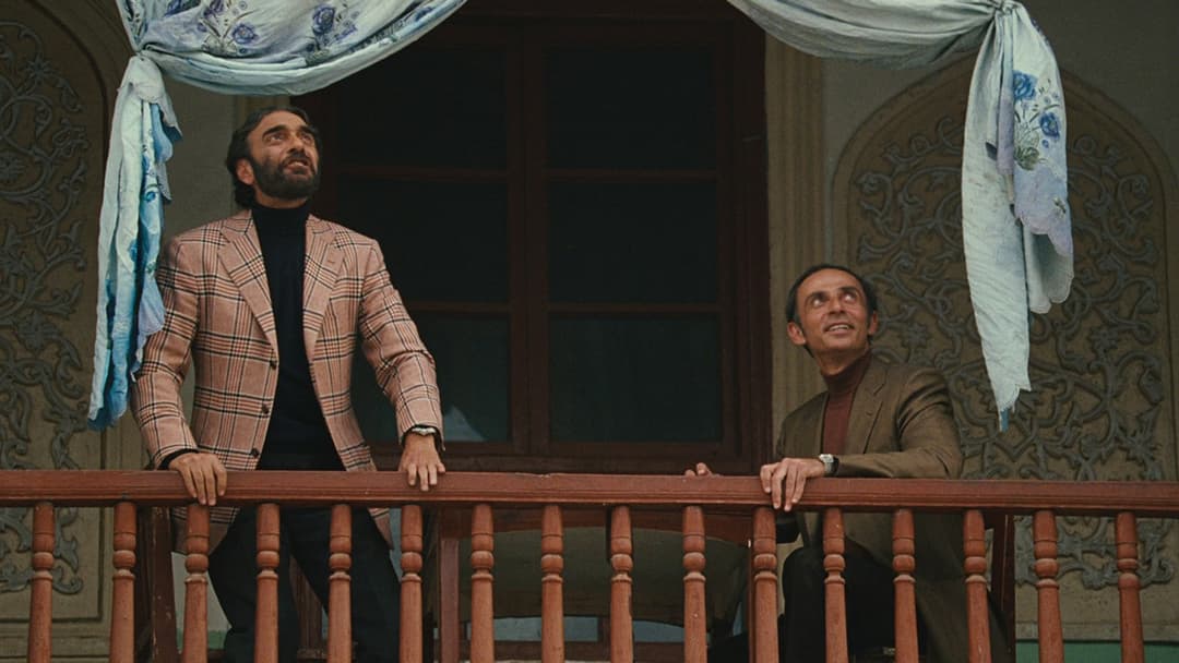 Той, що біжить за вітром backdrop 11