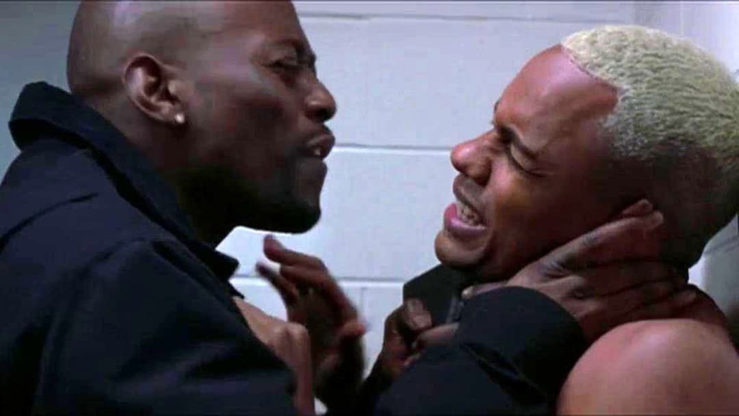 Undercover - In Too Deep backdrop 4