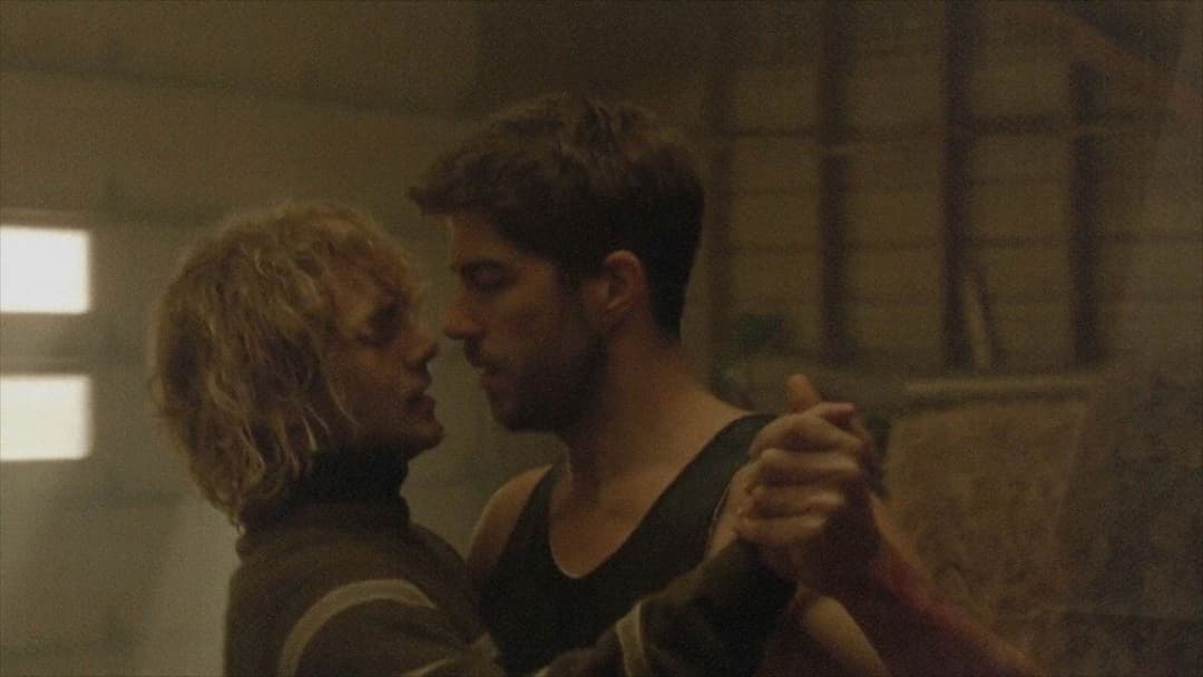 Том на фермі backdrop 13