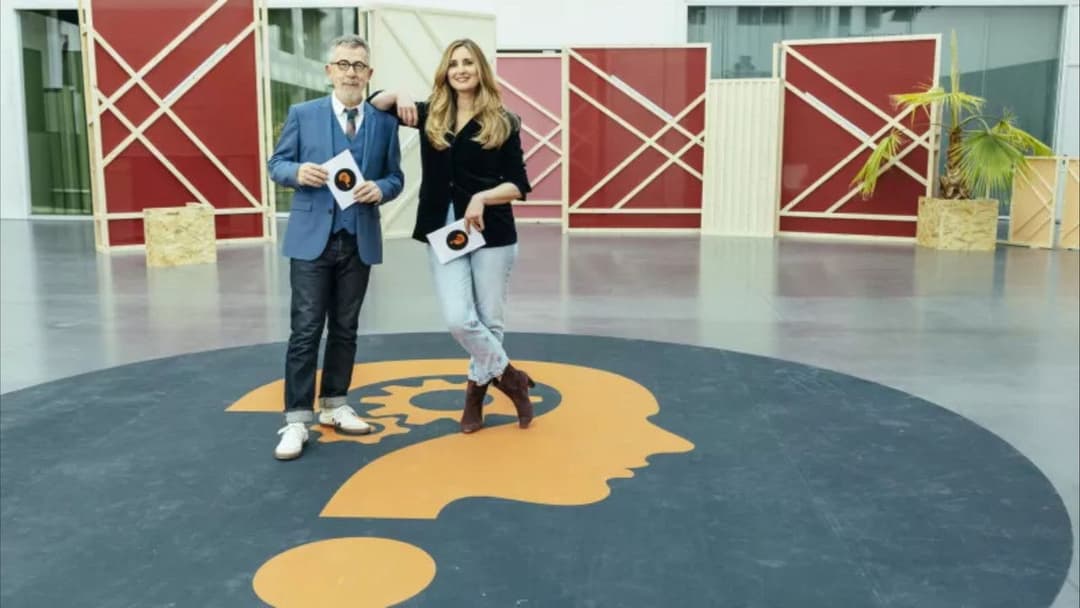 Sommes-nous tous sexistes ? backdrop 4