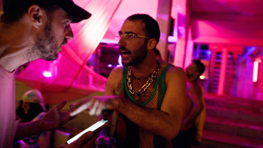 Гниття на сонці backdrop 7