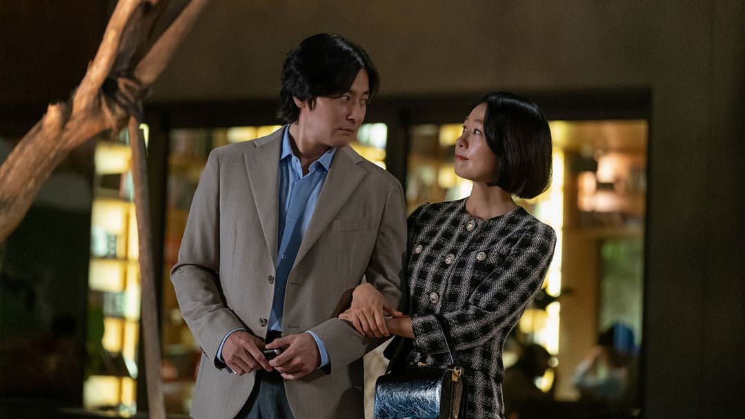 보통의 가족 backdrop 4