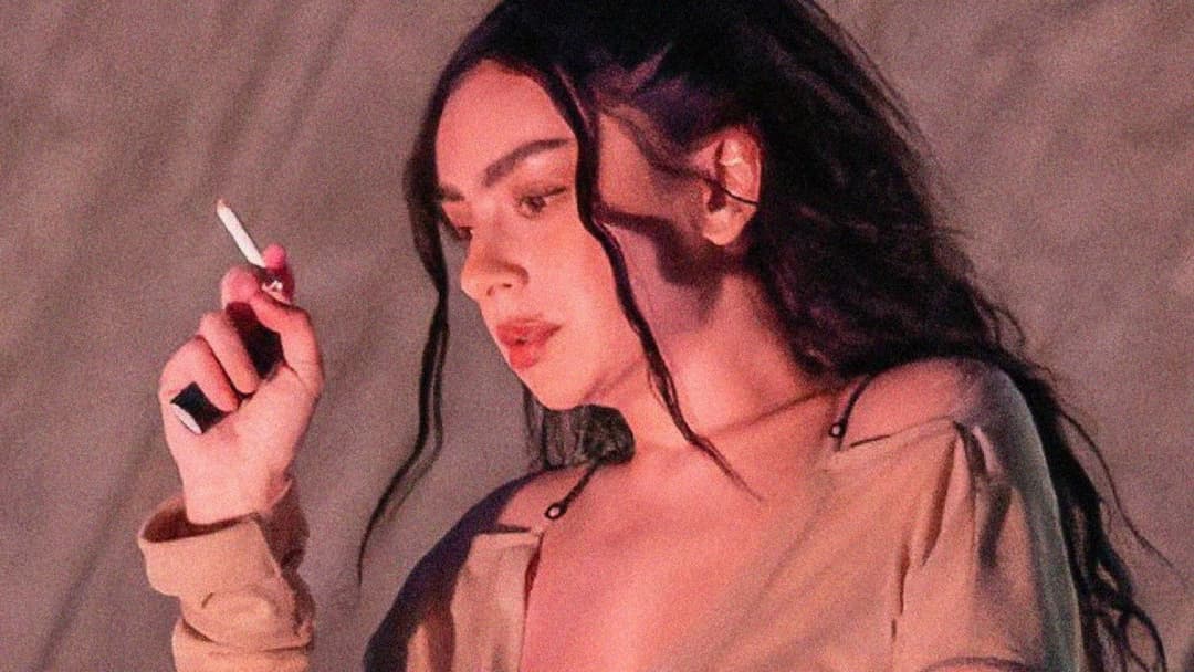 Момент backdrop 8