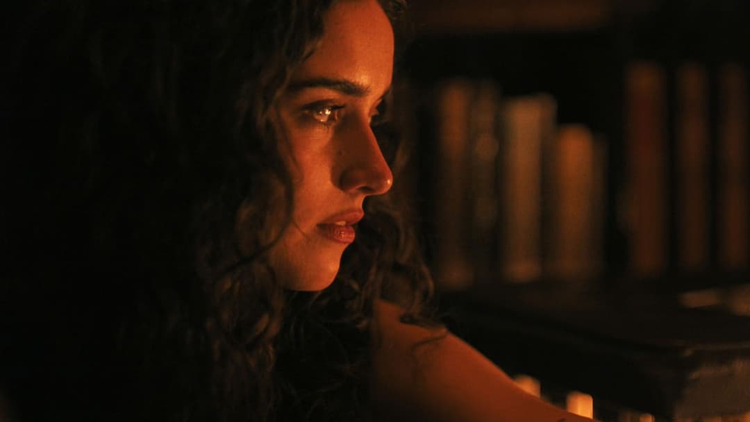 Моя провина: Лондон backdrop 4